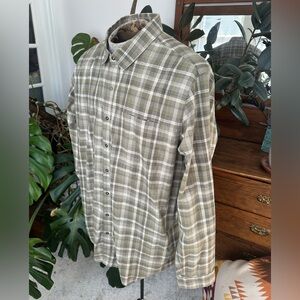5.11 Tactical men’s plaid green long sleeve button snap down work shirt size XL